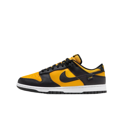 Nike Dunk Low SE - Black/ Gold