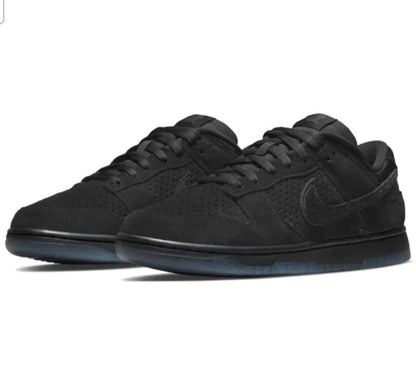 Nike Dunk Low - SP Undefeated 5 On it black