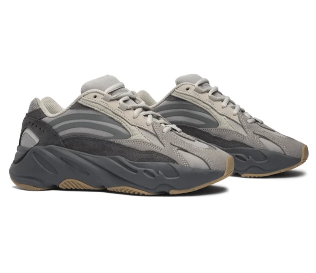 Yeezy Boost 700 - V2 Tephra