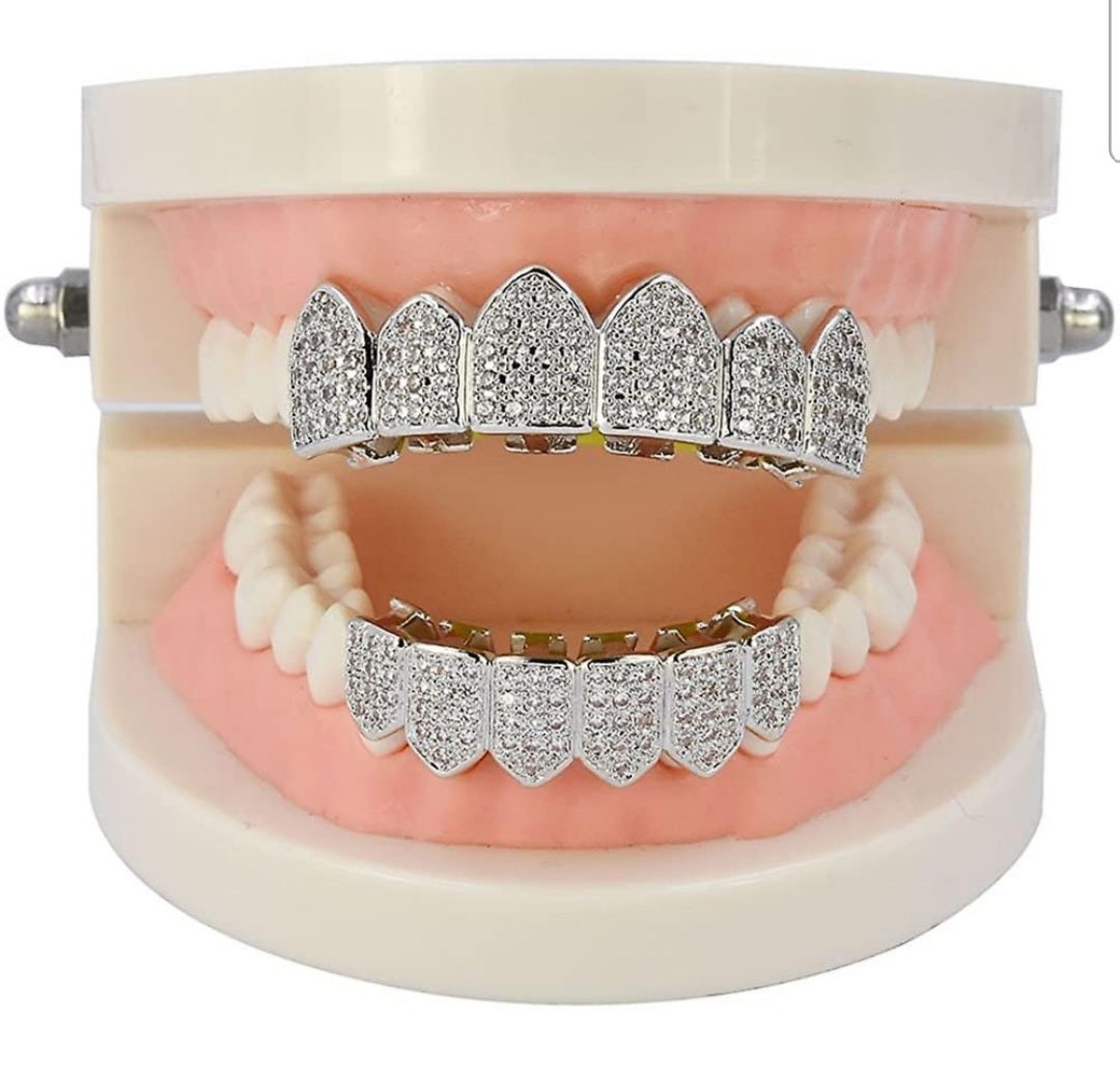 Iced out Grill - Silver Diamonds