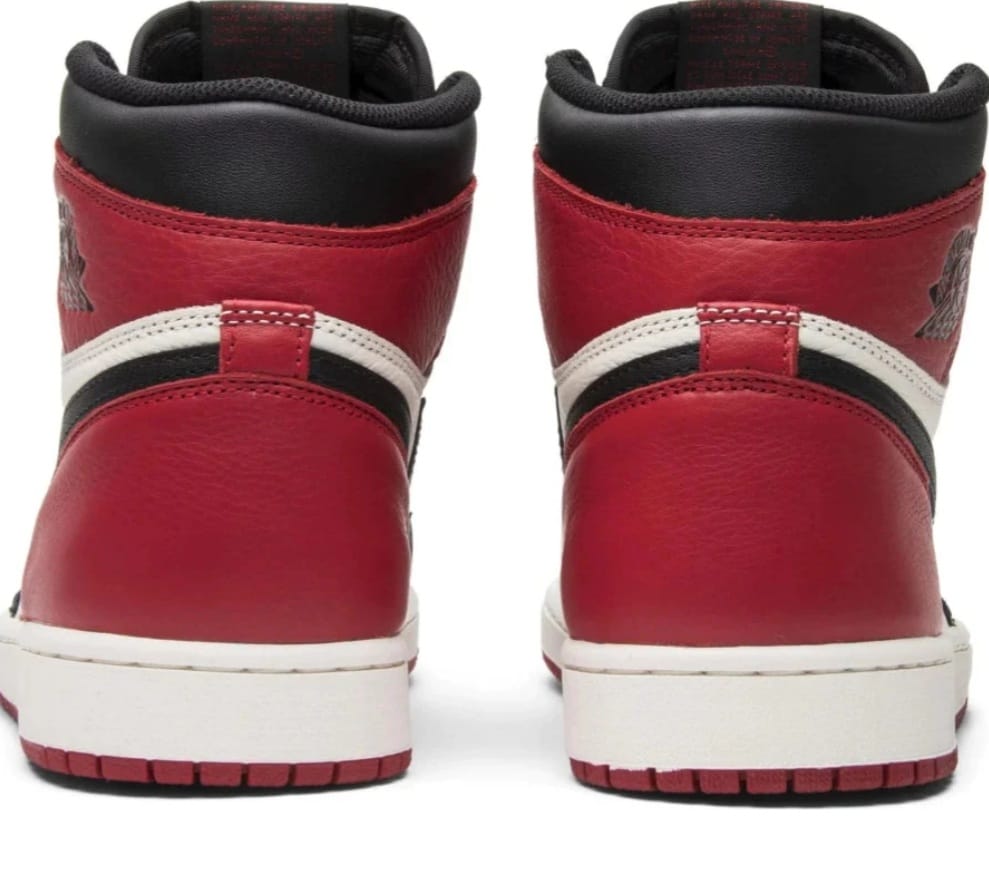 Air Jordan 1 Retro - Bred Toe Back view