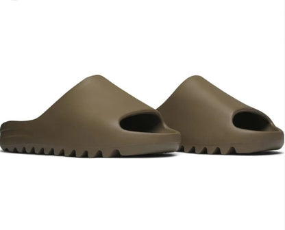 Yeezy Slides - Earth Brown